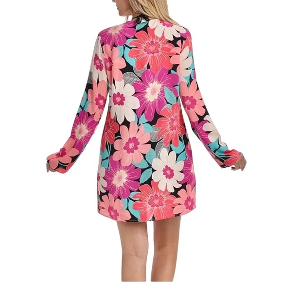 La Blanca Floral Lace Up Front In Full Bloom V-Neck Tunic Swim Cover Up XS - Picture 3 of 7